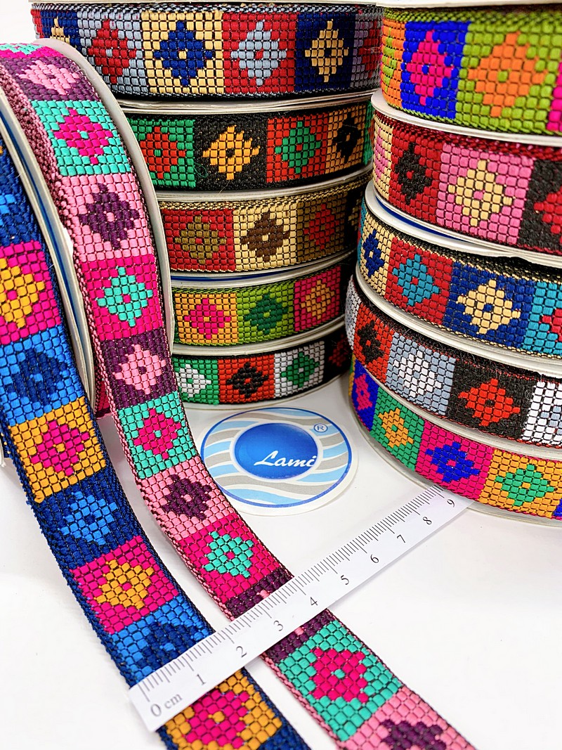 Design archive with trim samples